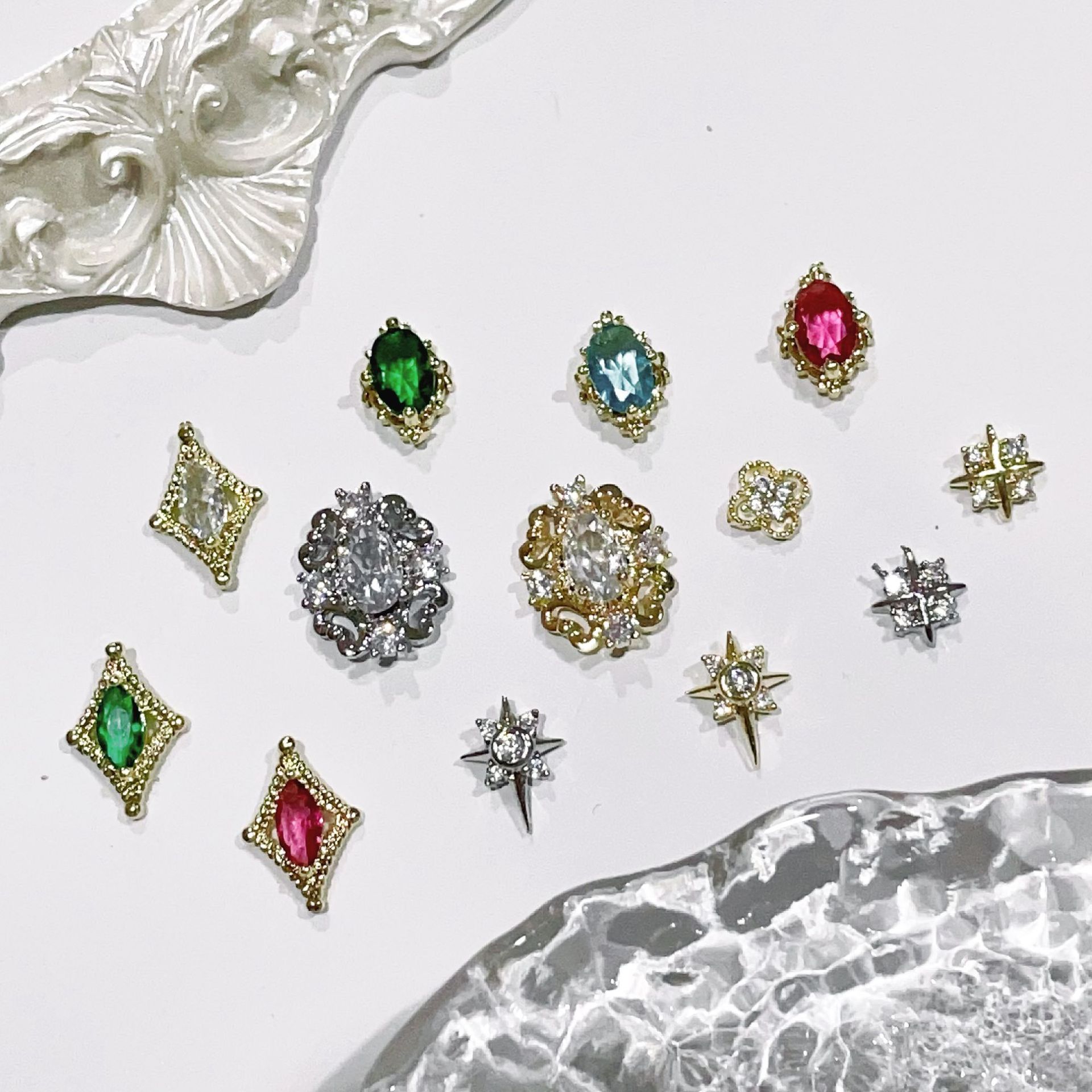 5Pcs Luxury Retro Zircon Nail  - Nail Art Xl 评论和价格